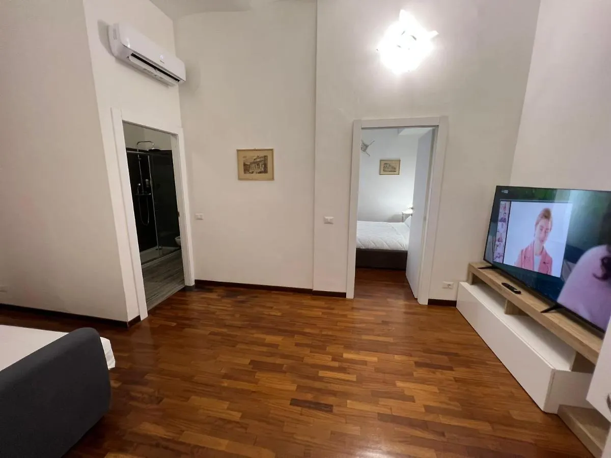 Starhome Colosseo Rome Italy